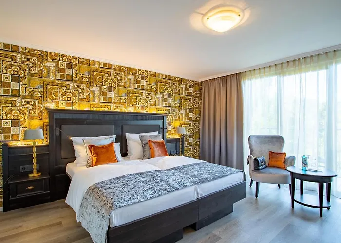 Westend An Der Messe Otel
